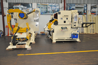 サーボ送り装置機械高速プロセス・オートメーションのUncoilerのストレートナの送り装置機械